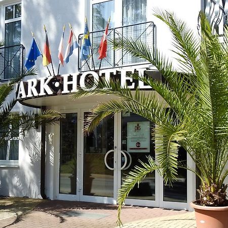 Park Hotel Sellin Exterior photo