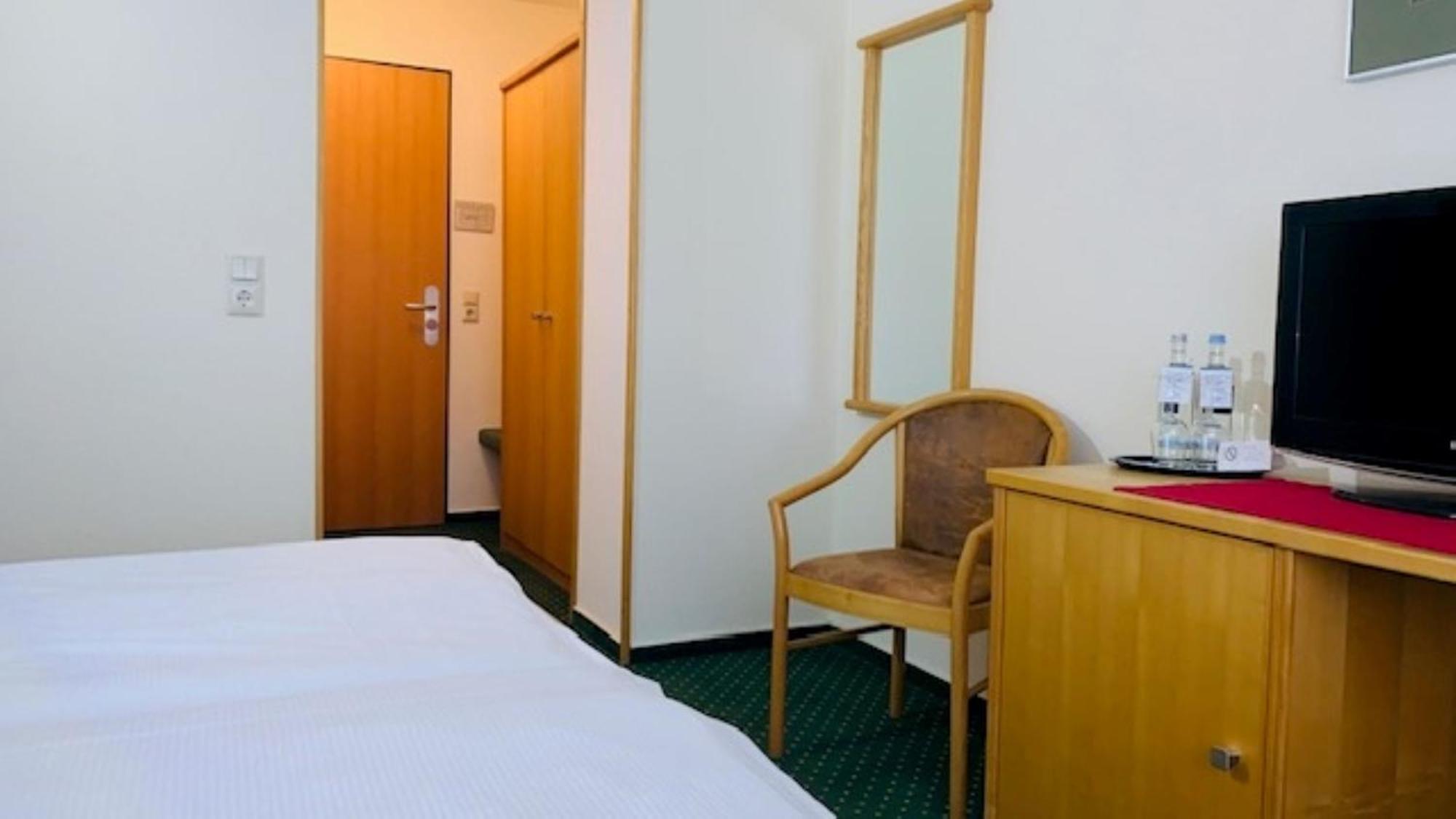 Park Hotel Sellin Exterior photo