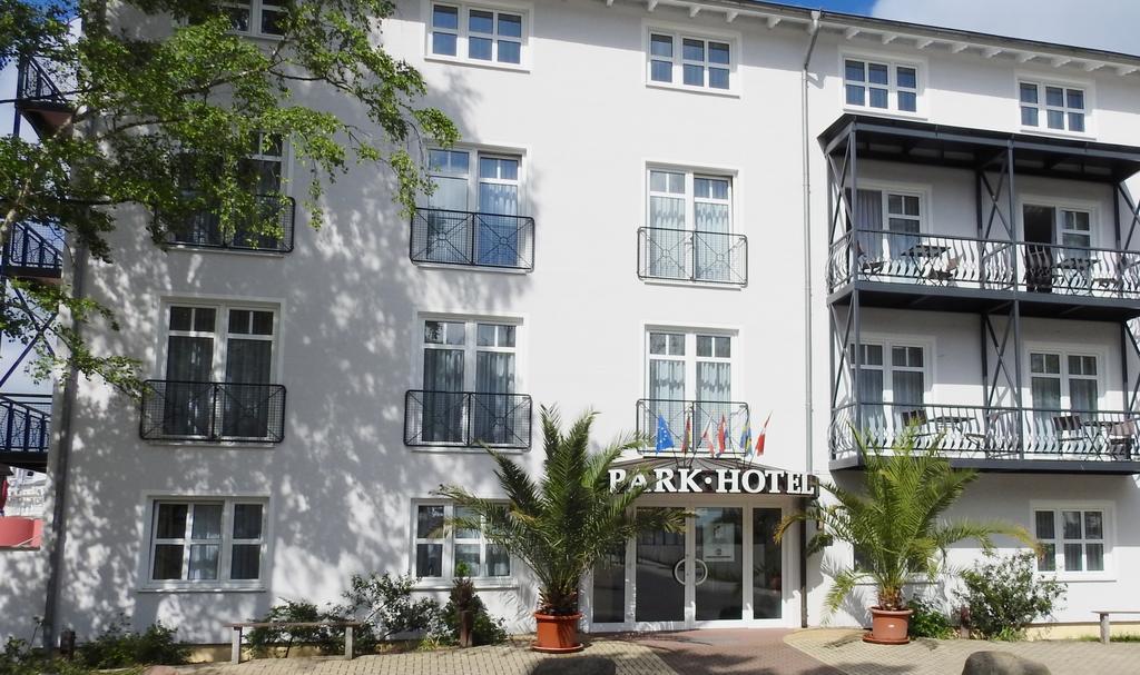 Park Hotel Sellin Exterior photo