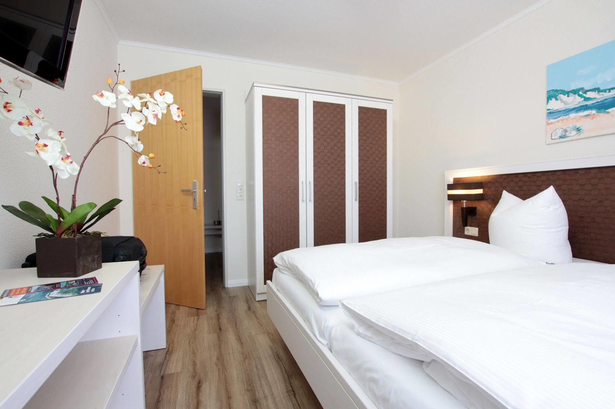 Park Hotel Sellin Exterior photo
