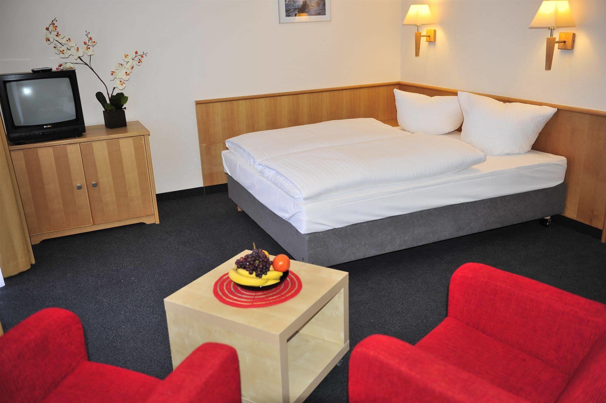 Park Hotel Sellin Exterior photo